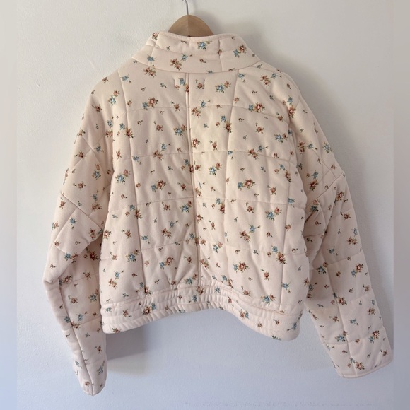 Forever 21 Light Pink Floral Quilted Full Zip Cropped Jacket Plus Size 1X - Picture 7 of 9